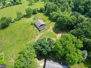 1819 W Strasburg Rd, West Chester, PA 19382