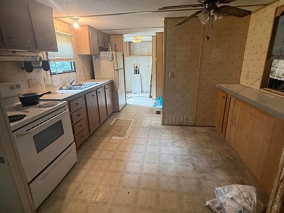 4th image of 119 Longhorn Drive