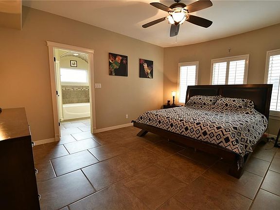 4th image of 3140 Coyote Park Dr