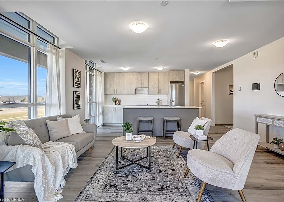 1st image of 461 Green Rd #212