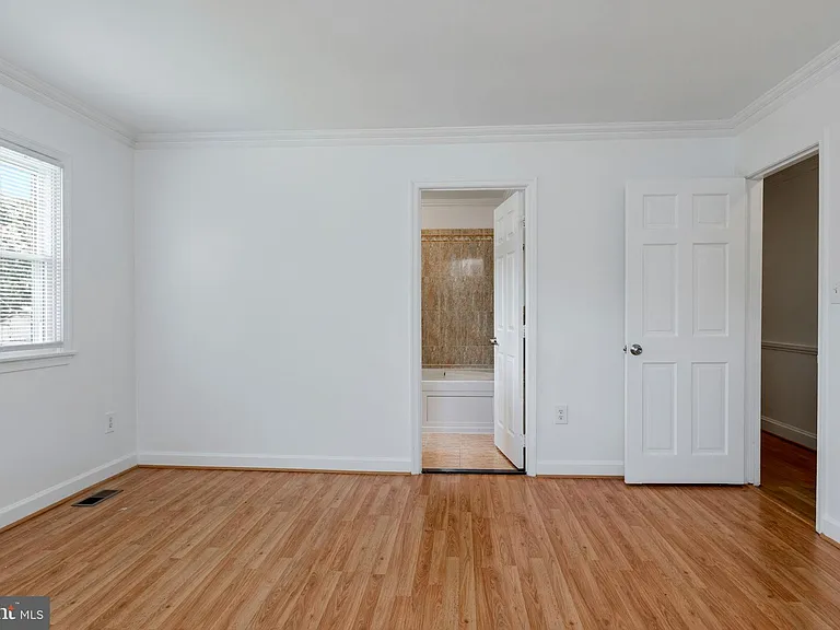 11325 Bacon Race Rd — Photo 29
