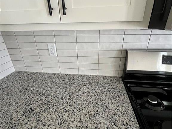 5th image of 9434 N Harden Ave