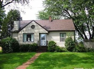 114 E Arbordale Rd, Syracuse, NY 13219