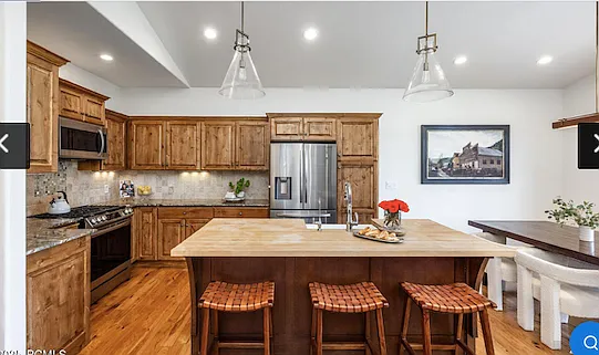 6652 Trout Creek Ct — Photo 4