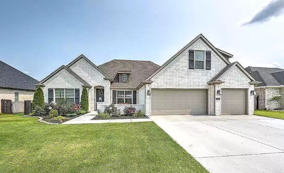 1st image of 1320 Montieri Dr
