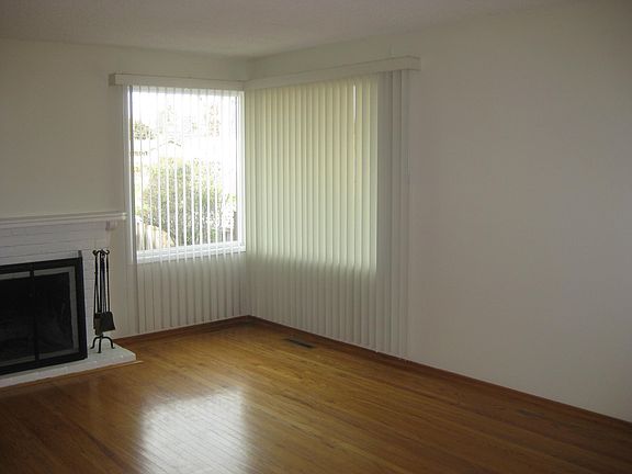 3rd image of 1796 Gunston Way