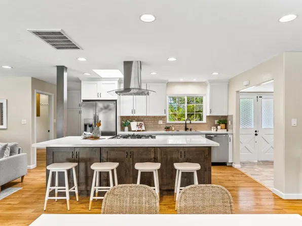 630 Baltusrol Dr, Aptos, CA 95003