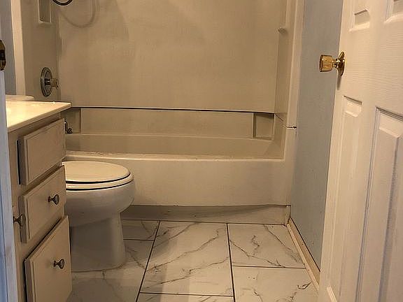 New tiles in second bathroom