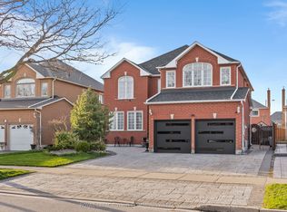 148 Caproni Dr, Vaughan, ON L6A 1X8