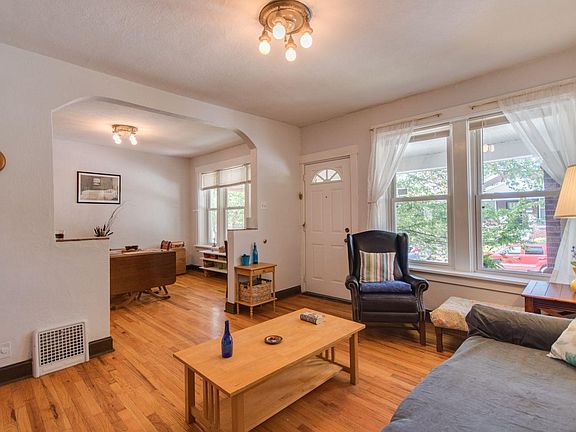 5th image of 4861 Goethe Ave