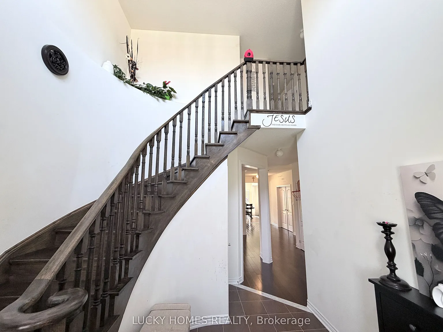 5 bed, $2,675 — Photo 3