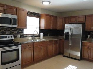 7804 Terrace Rd, Lake Worth, FL 33462