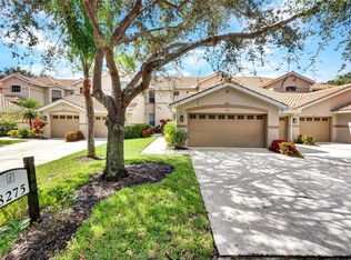 8275 Danbury Blvd APT 203, Naples, FL 34120