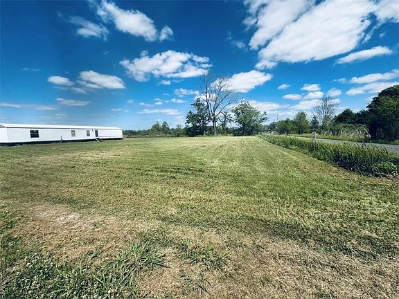 3rd image of 255 English Rd