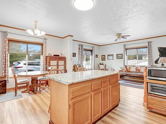 5th image of 2518 E 32nd Rd