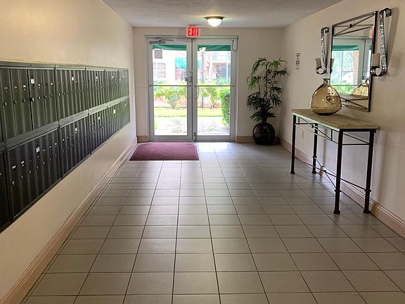 4th image of 9320 Fontainebleau Blvd APT 205