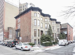 172 W Menomonee St #AG, Chicago, IL 60614