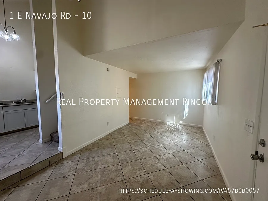 Primary Photo - 1 E Navajo Rd #10