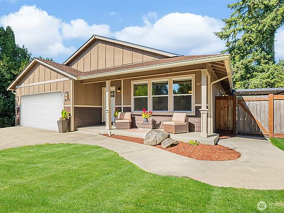 2nd image of 8515 166th Street Ct E