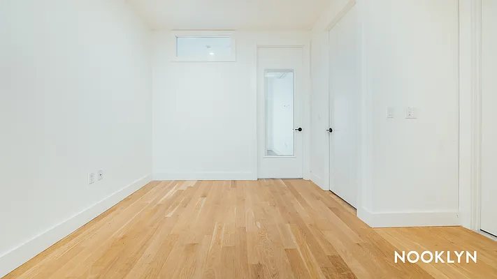 Rented by Nooklyn NYC LLC | media 13