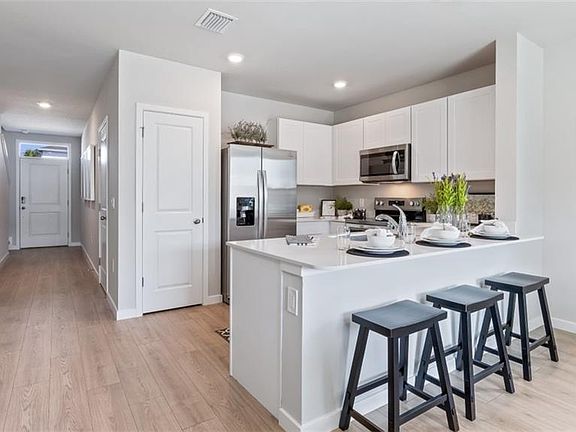 6th image of this home