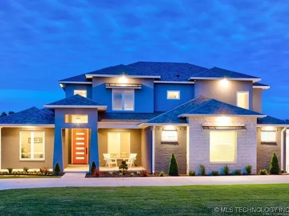 17243 S 21st East Ave, Mounds, OK 74047