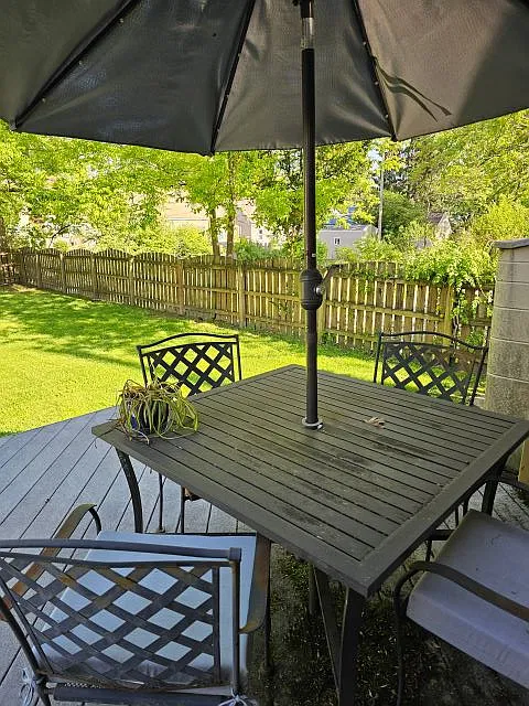3 bed, 1.5 bath, 1115 sqft, $2,250 — Photo 2