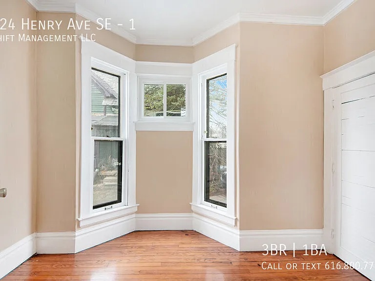 424 Henry Ave SE #1 — Photo 8