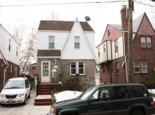 14922 15th Rd, Whitestone, NY 11357