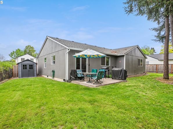 19030 SW Pike Ln, Beaverton, OR 97078