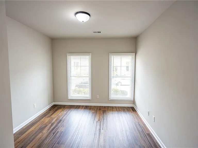 3657 Princeton Ave — Photo 28