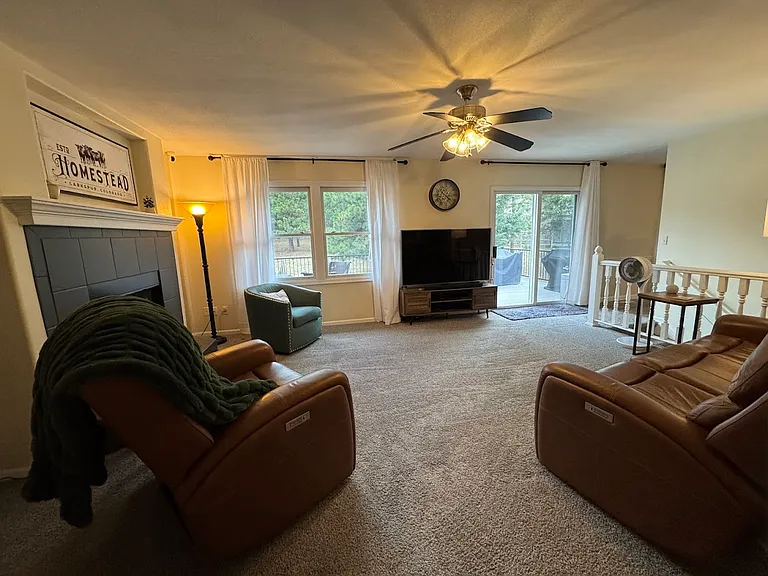 4628 Red Rock Dr — Photo 8