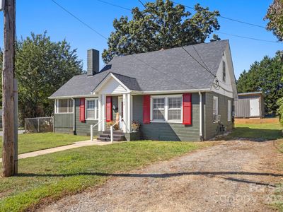 320 S Oakwood Dr, Statesville, NC, 28677