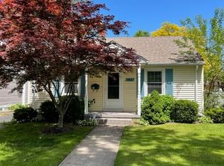 363 Highland Ave, Rochester, MI 48307