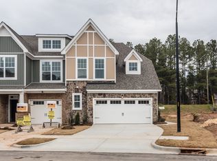 125 Wards Ridge Dr, Cary, NC 27513