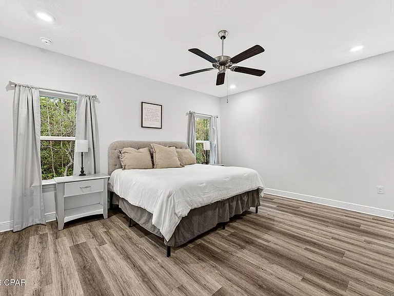 224 Butler Cv — Photo 18