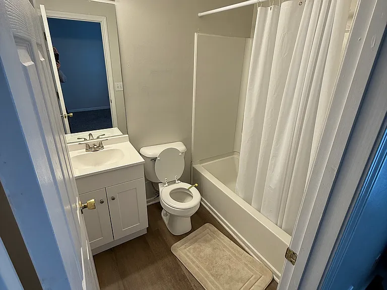 457 Dabney Dr — Photo 11