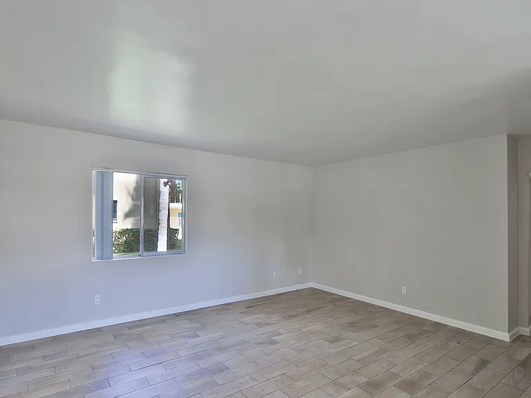 Deepwell Apartments — Photo 16