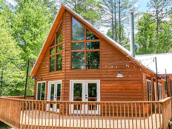 2nd image of 2 Watson Gap Rd