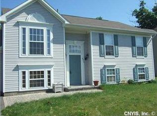4915 Ernest Way, Clay, NY