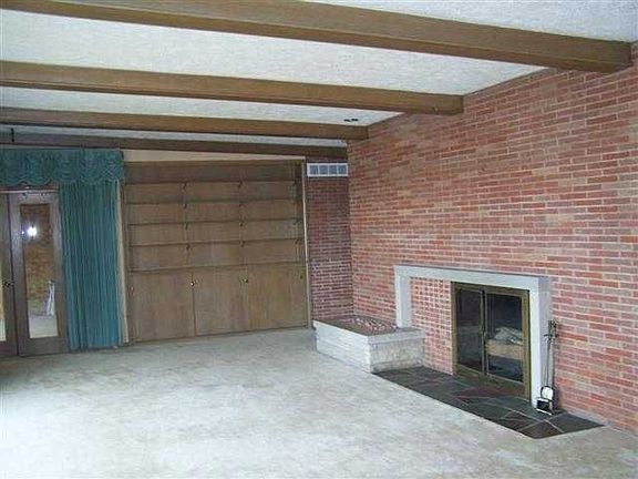 2nd image of 55835 Riverdale Dr