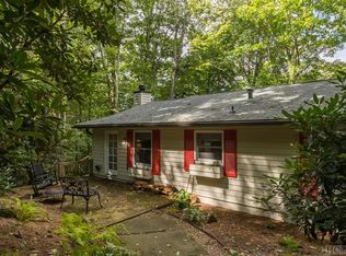 13 Red Bird Ln, Highlands, NC 28741