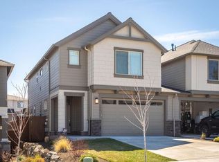 20703 NE Boulderfield Ave, Bend, OR 97701