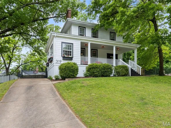 319 N Gore Ave, Saint Louis, MO 63119