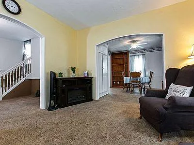 1789 University Ave — Photo 8