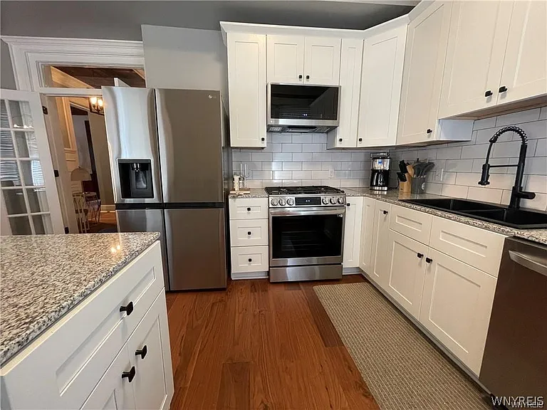 1115 Delaware Ave #1 — Photo 9