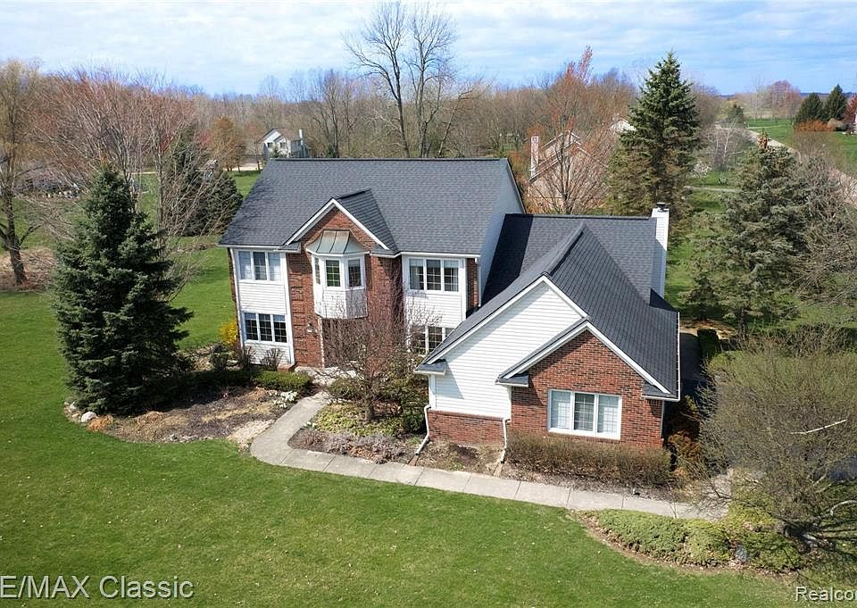 Zillow White Lake Wi at Amelia Baptiste blog