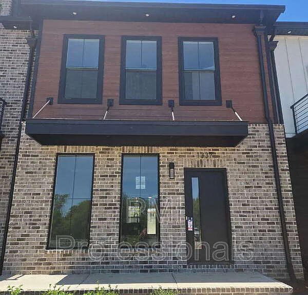 1337 Rebecca Johns Dr — Photo 1