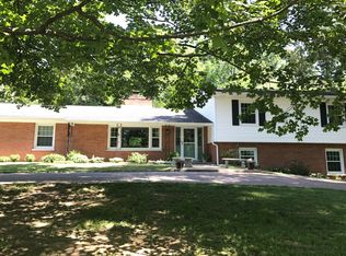 2227 SE Browning Rd, Evansville, IN 47725