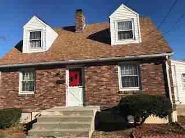 1st image of 436 Glen St